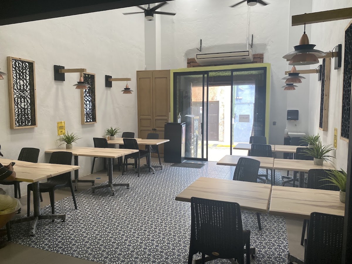 El Rayito, Loncheria